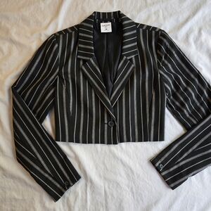 Social Tourist sz M Women's Cropped Blazer Black White Striped